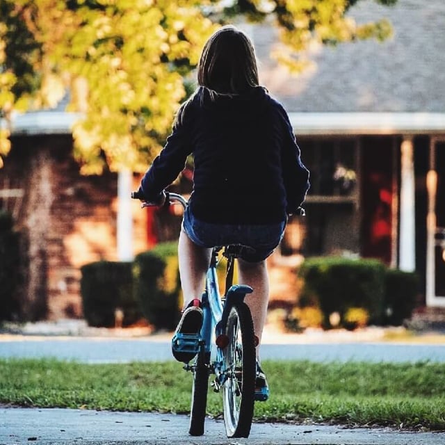 big man small bike