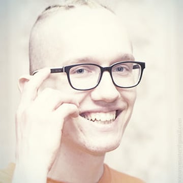 Vimeo profile picture for @zon