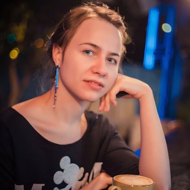 Алёна Погребняк