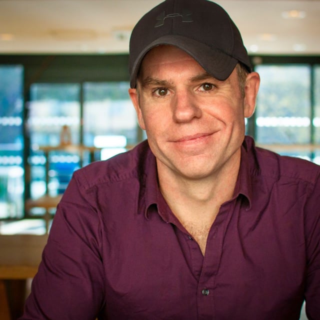 Mike видео. виды майк. майк ютубер. Robin manning. Mike видео.