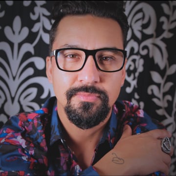 Vimeo profile picture for @mmr