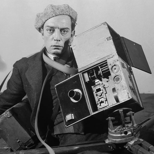 Улучшенный камера мен титан. Рисунки камера мена титана. Мод на карту радужные друзья в майнкрафте пе. Камерамен 2. Камерамен 2.