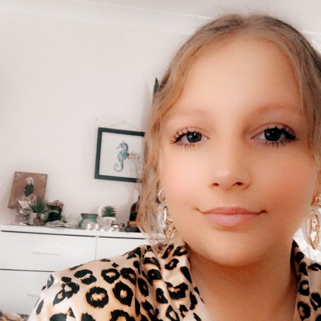 Top 99+ Pictures Where Is Ava From The Circle From Excellent 10/2023