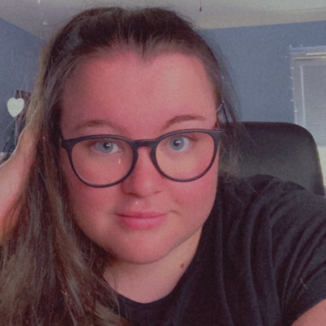 Becky Shaw Motion Graphic Designer, Video Editor & VFX Artist