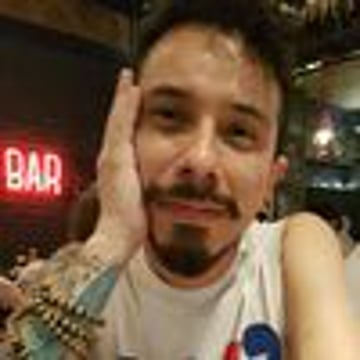 Vimeo profile picture for @roadhouse