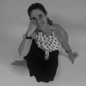 Profile picture for mônica simões