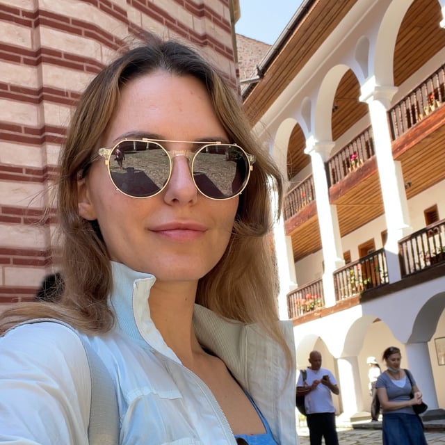 Victoria Constantine