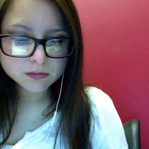 Profile picture for Vivian Flores