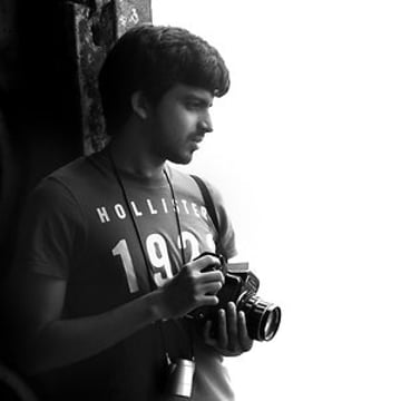 Vimeo profile picture for @mourya