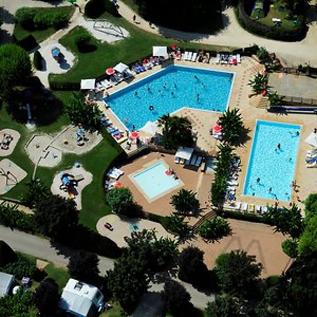 Ou Se Trouve Le Vrai Camping Paradis Camping Le Paradis