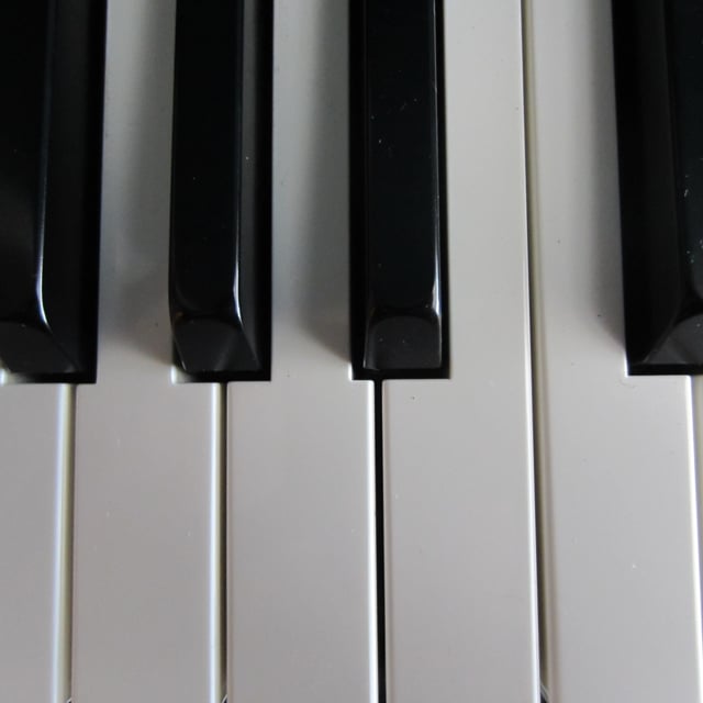 Piano TV