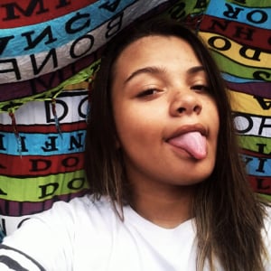 Profile picture for Lara