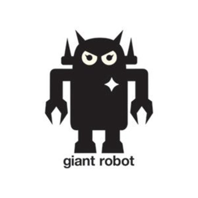 GIANT ROBOT