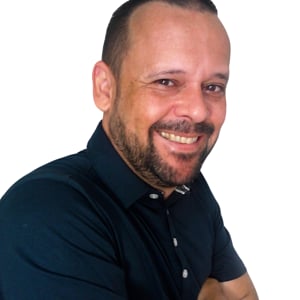 Profile picture for Rogério Peixoto - 8269928_300x300