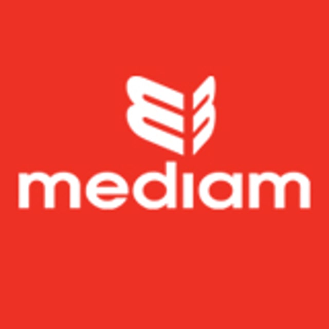 Mediam 3d Animator Sound Designer Graphic Designer