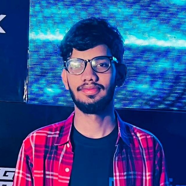Talha - Video Editor & Graphic Designer