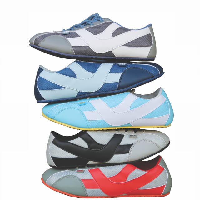 CMUK.