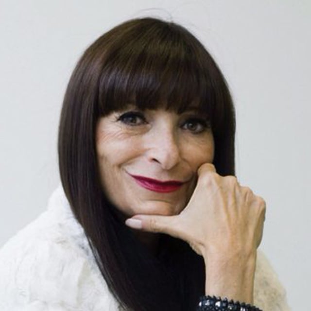 Jeanne Beker