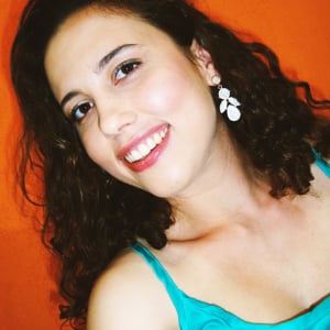 Profile picture for Mônica Vieira - 8641005_300x300
