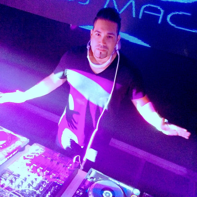 Диджей мак. Dj mac волгоград. dj mac эдуард. dj on mac. dj у маке зайца.