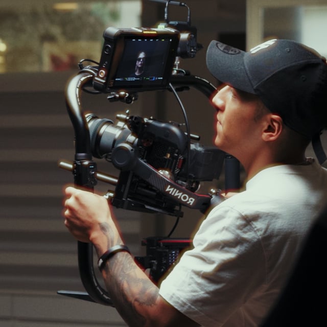 Edison Guzmán - Cinematographer, Music Video Director & Editor