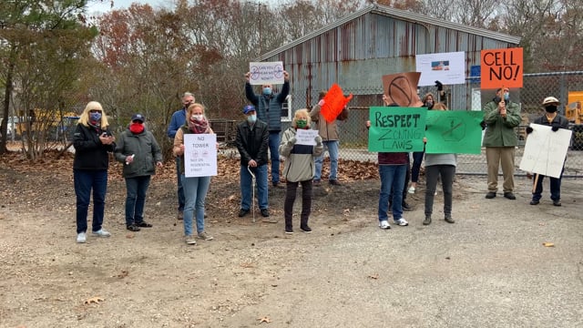 Noyac Residents Rally Against Proposed Cell Tower