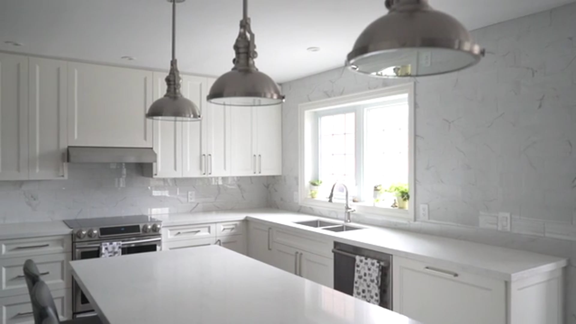 Kitchen Tile Transformation: Before & After