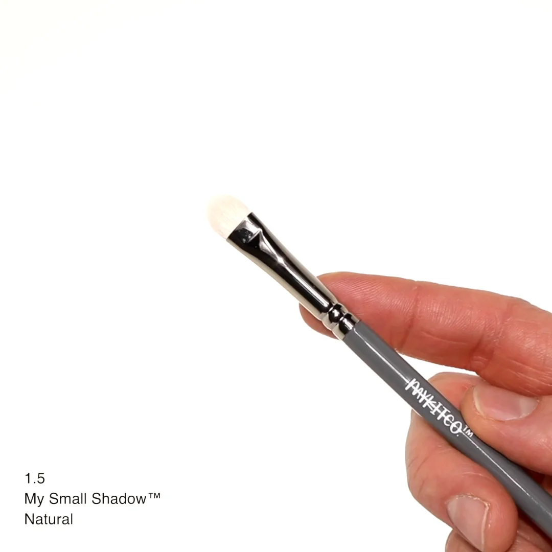 MYKITCO. 1.5 My Small Shadow Brush