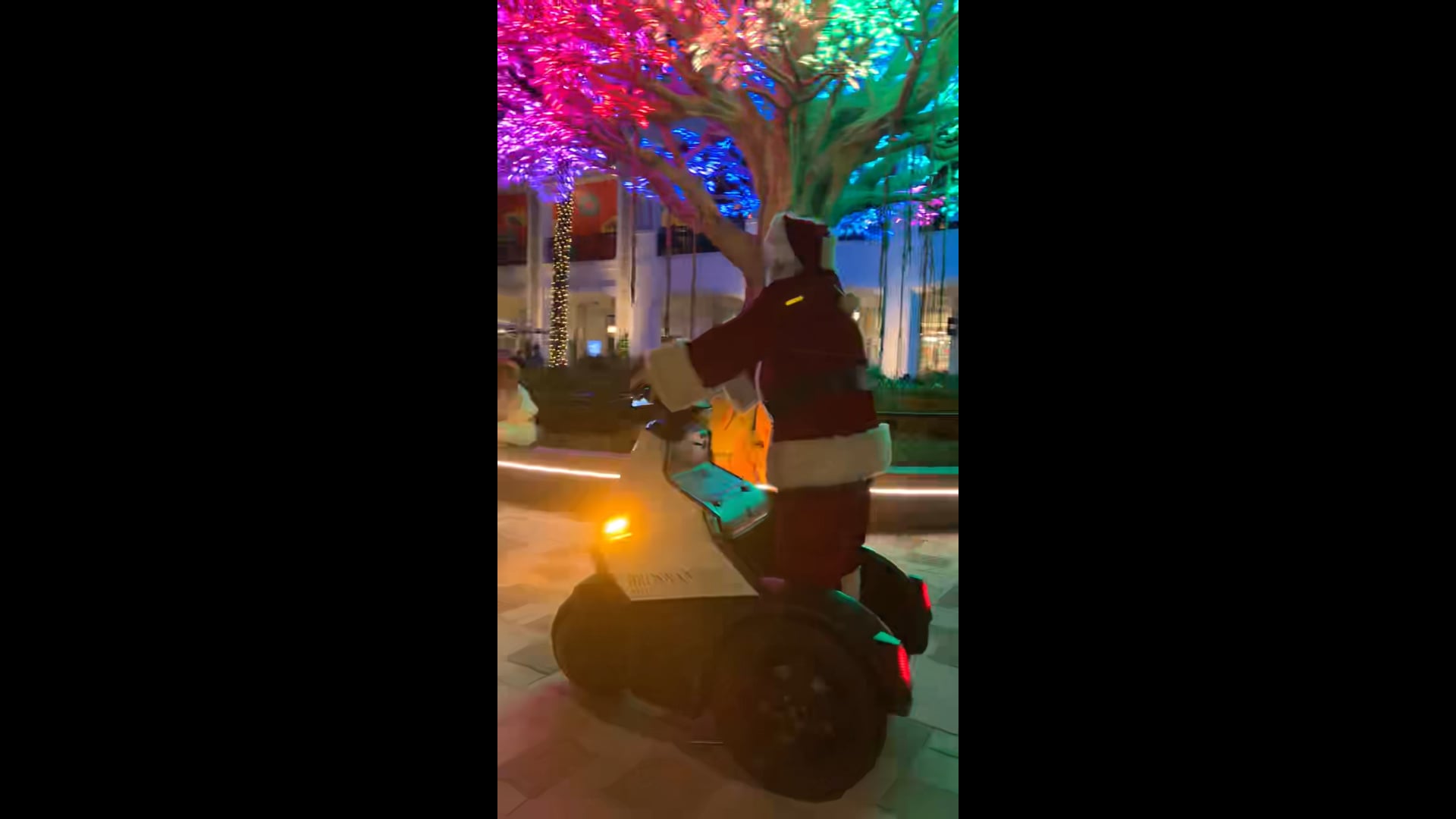Promotional video thumbnail 1 for Santa Mike