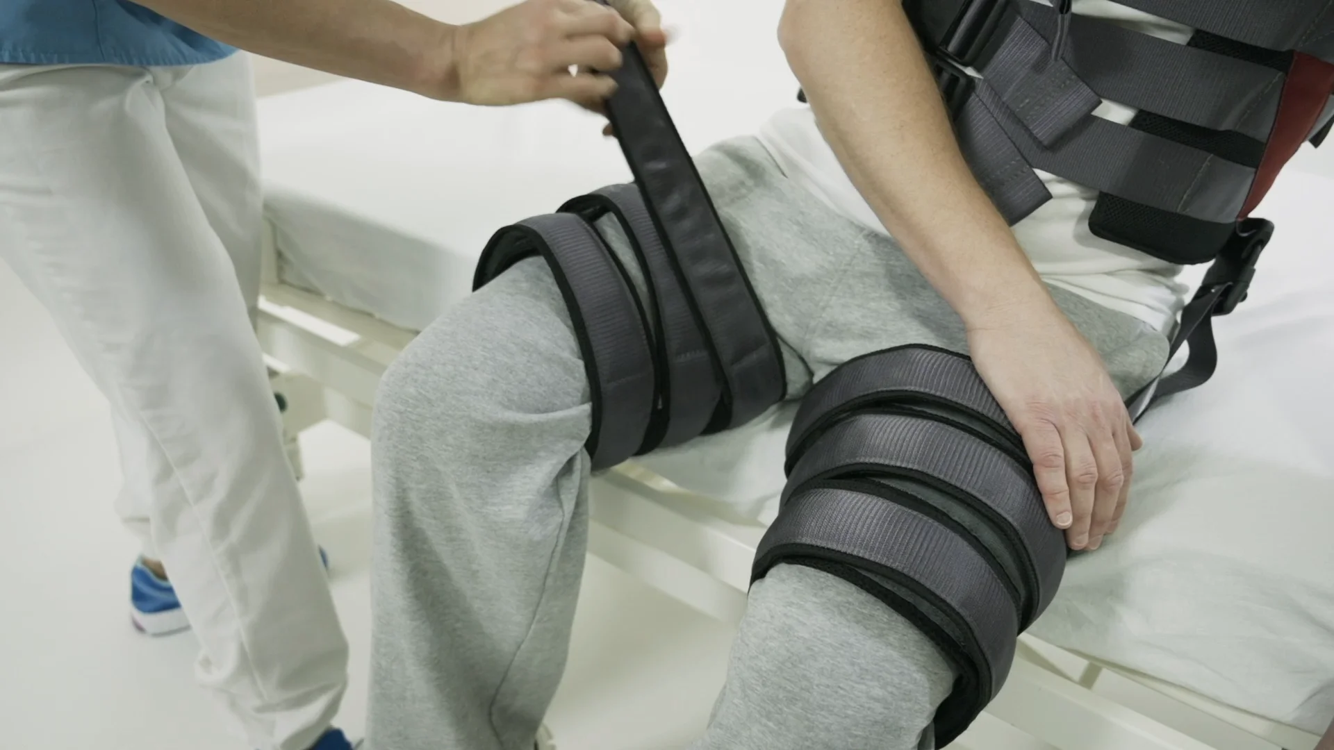 立位補助・歩行・トレーニング用吊り具 ゲートトレーナー 立位補助・歩行・トレーニング用吊り具 ゲートトレーナー
