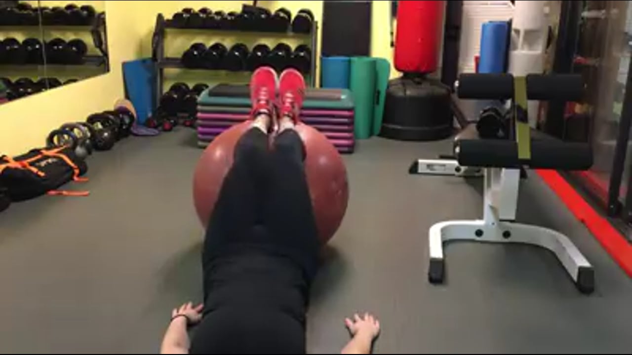 Workouts to lose body fat-ball-ham curls