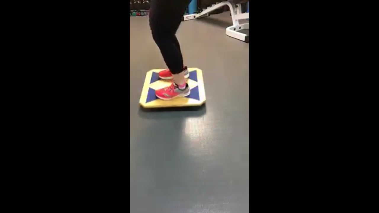 Beach body workouts-work out for legs-board squat