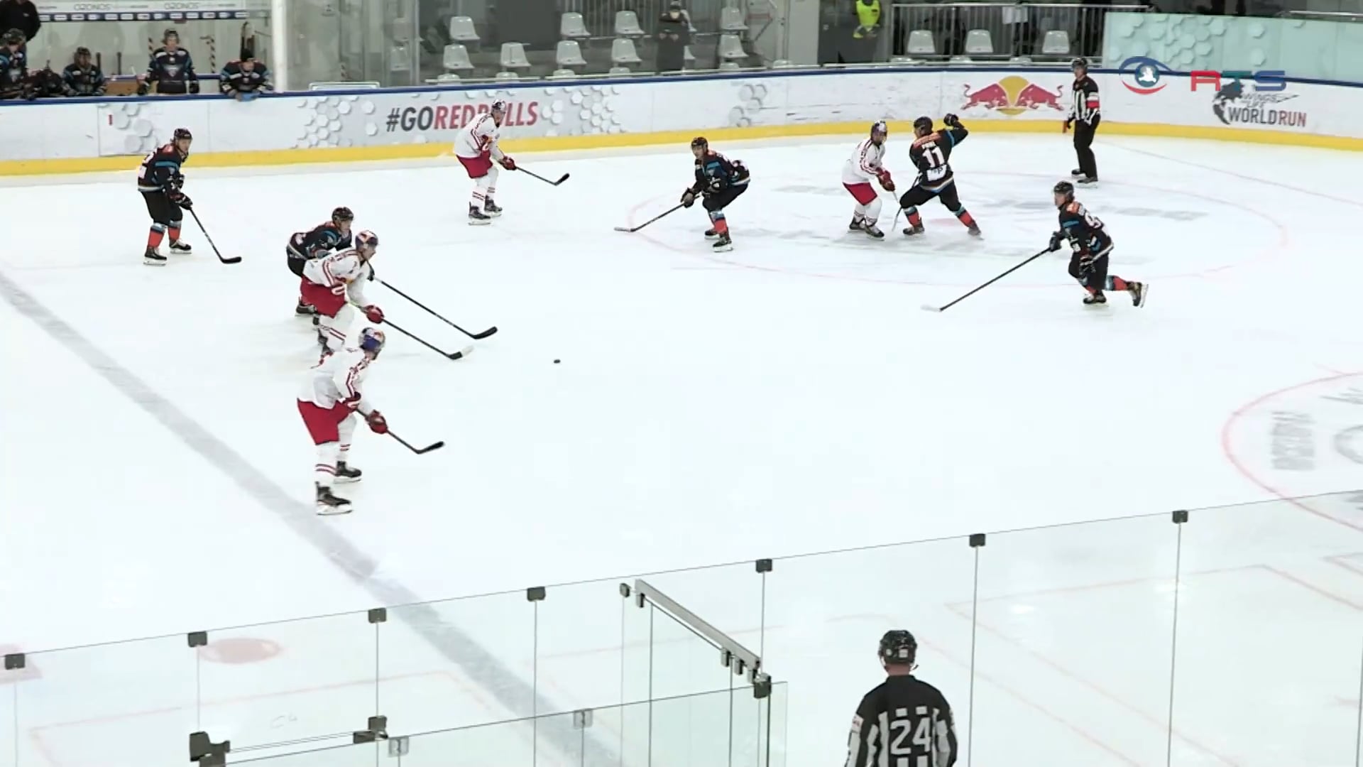 red-bull-hockey-juniors-schlagen-steel-wings-linz-und-bleiben-tabellenfuehrer