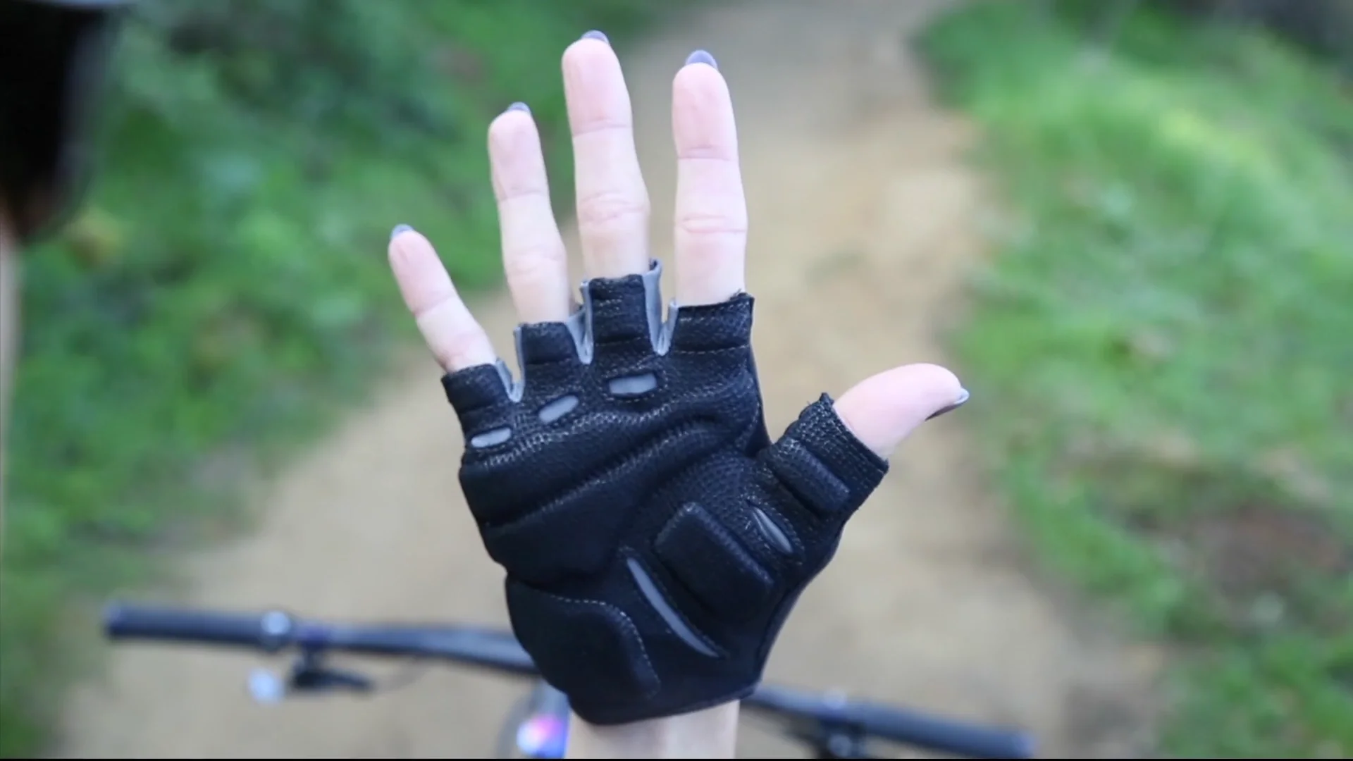 Best cycling gloves for hand numbness on sale