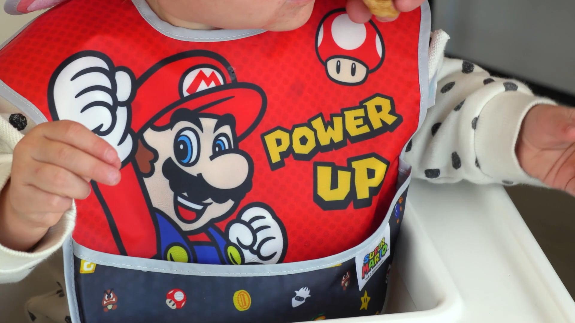 Super Mario Bumkins SuperBib