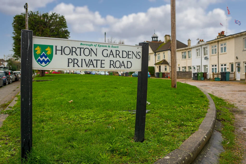 Horton Gardens, Epsom The Personal Agent on Vimeo