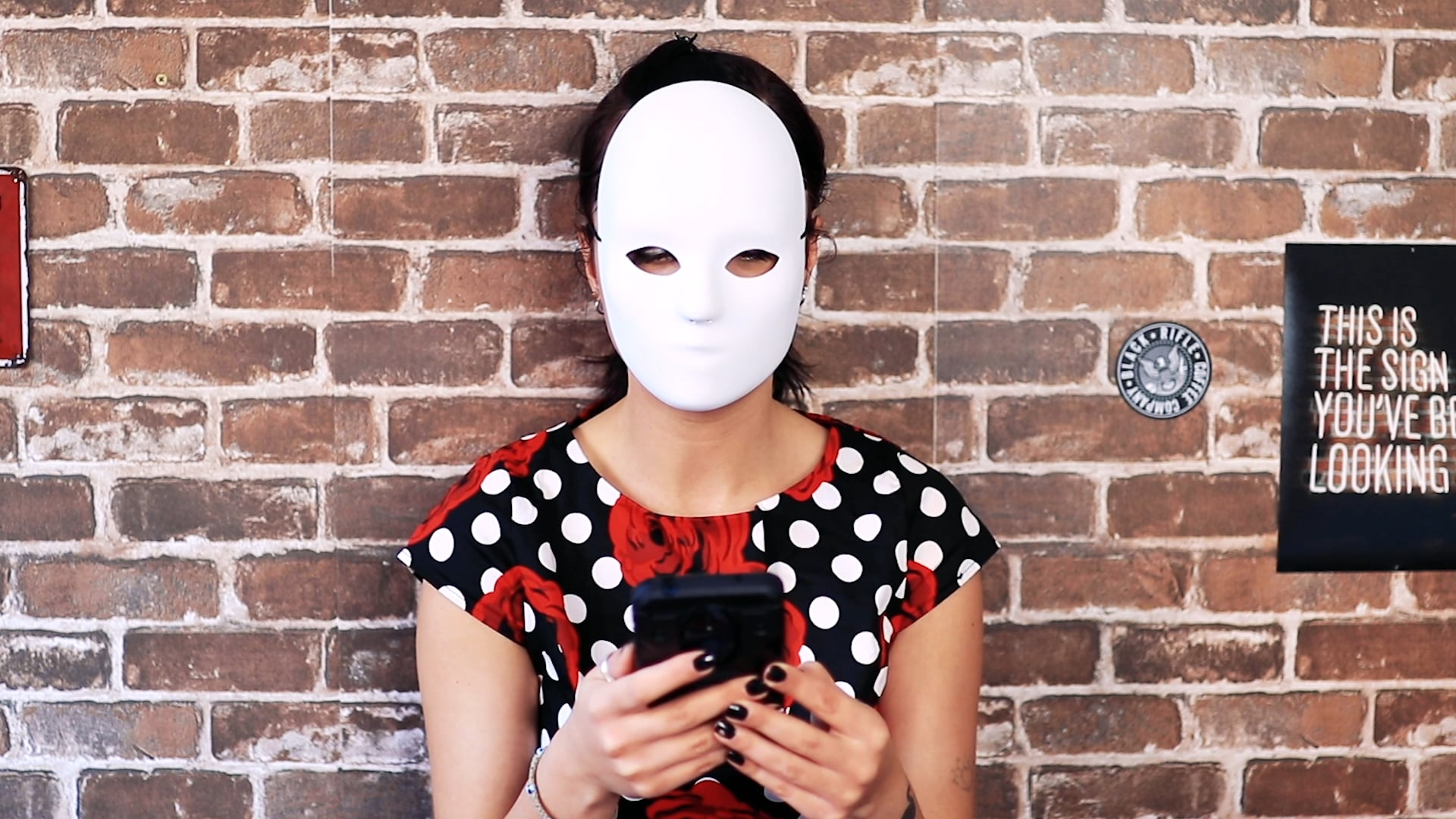 LIVING A SOCIAL MEDIA LIE