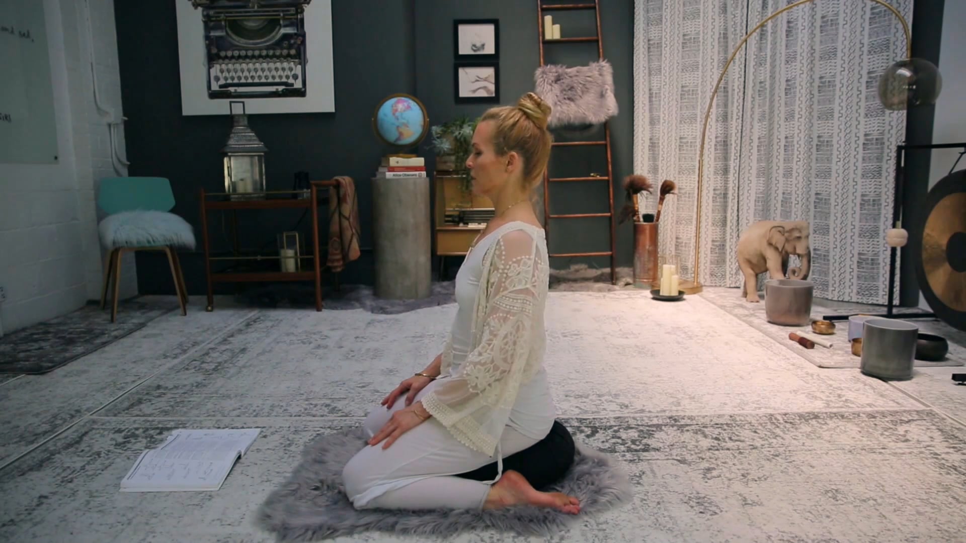 Beginning Kundalini Yoga - Class One