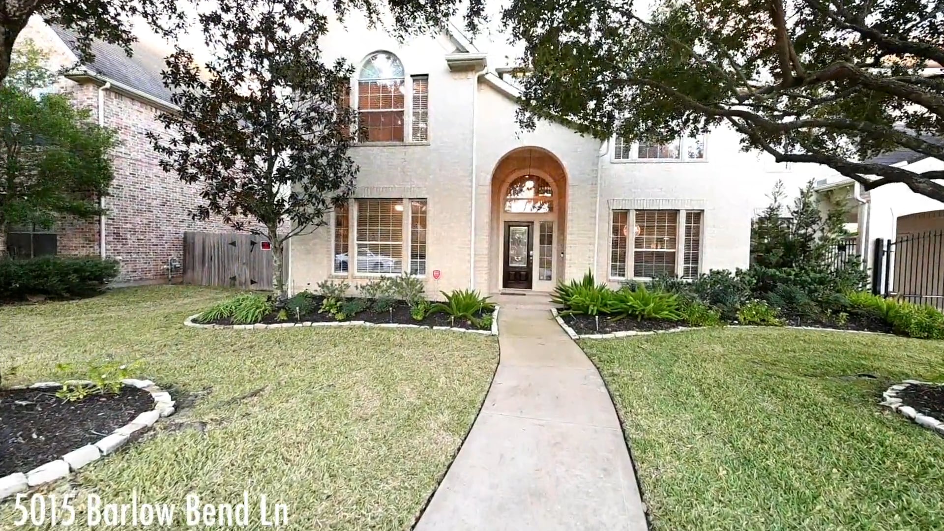 5015 Barlow Bend Ln on Vimeo