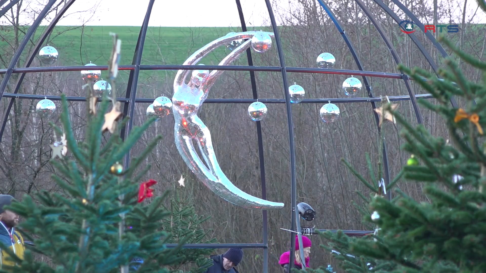 seekirchen-bietet-mit-der-waldweihnacht-eine-alternative-zu-den-fehlenden-adventmaerkten