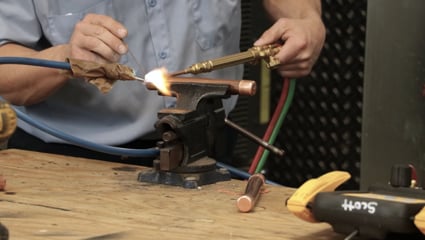 Brazing with Nitrogen for HVAC Installation