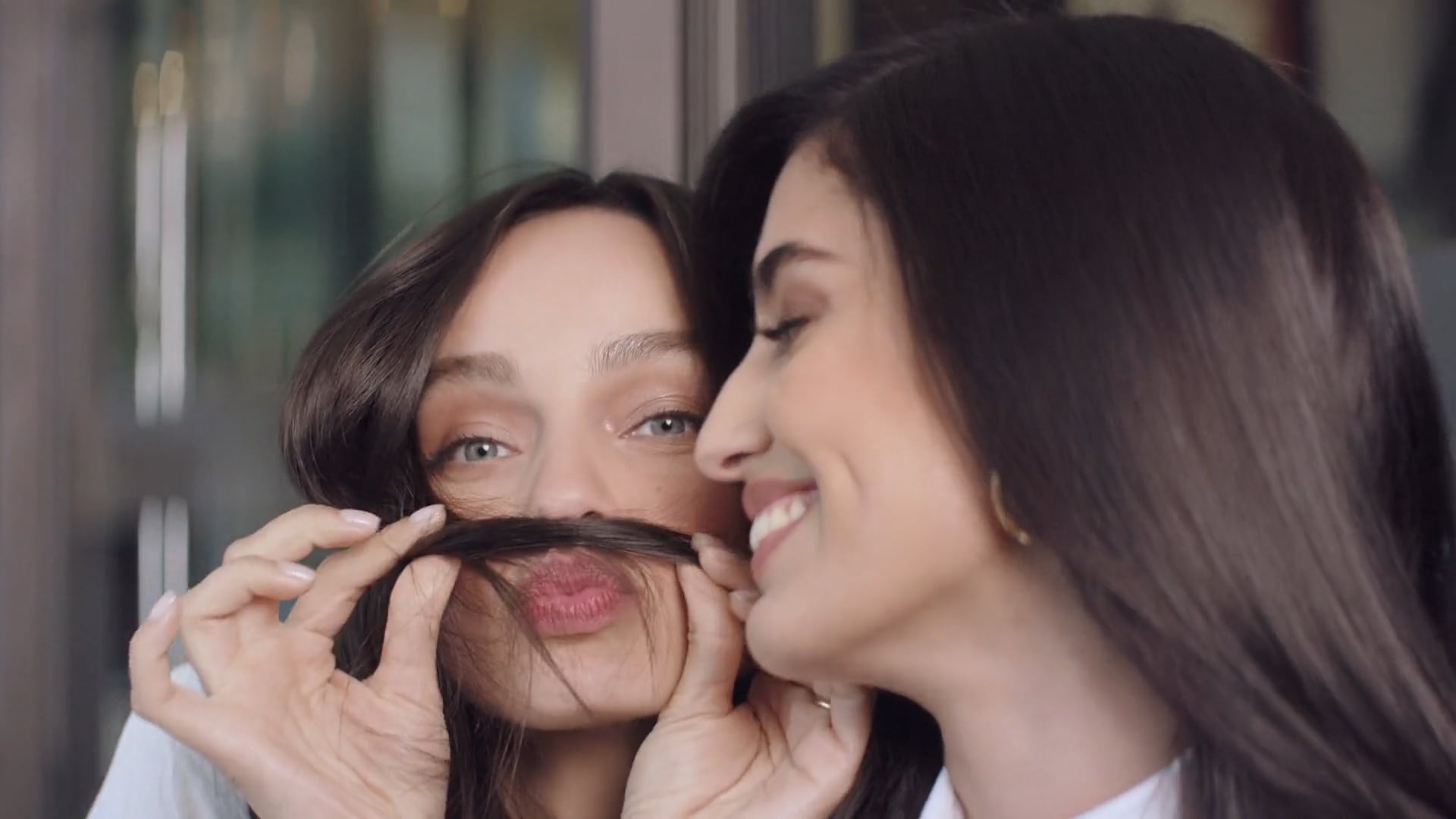 L'Oreal / Creme_Gloss