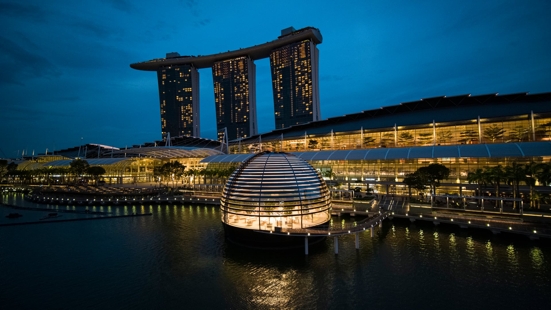 Apple Centre - MBS Singapore
