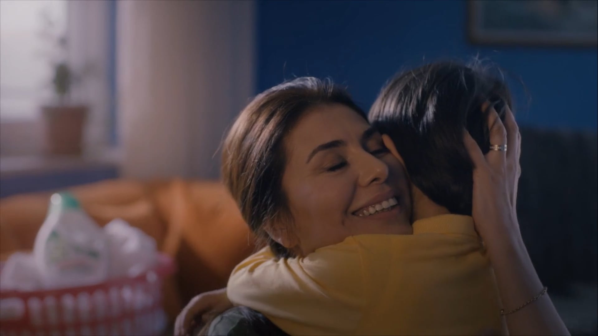 Firat Mancuhan-P&G _ Difficult to be a woman _ 98''