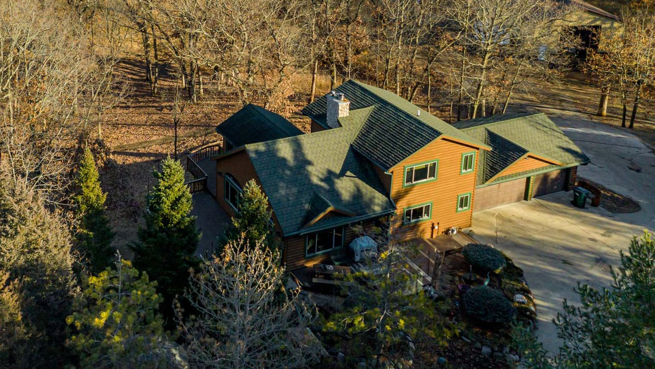 Rustic Log Style Home On 23 Acres For Sale (Walworth County, WI) on Vimeo
