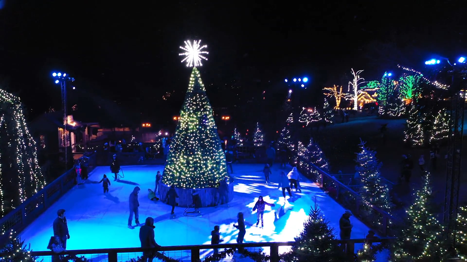 Big Cedar Christmas Light Tour on Vimeo