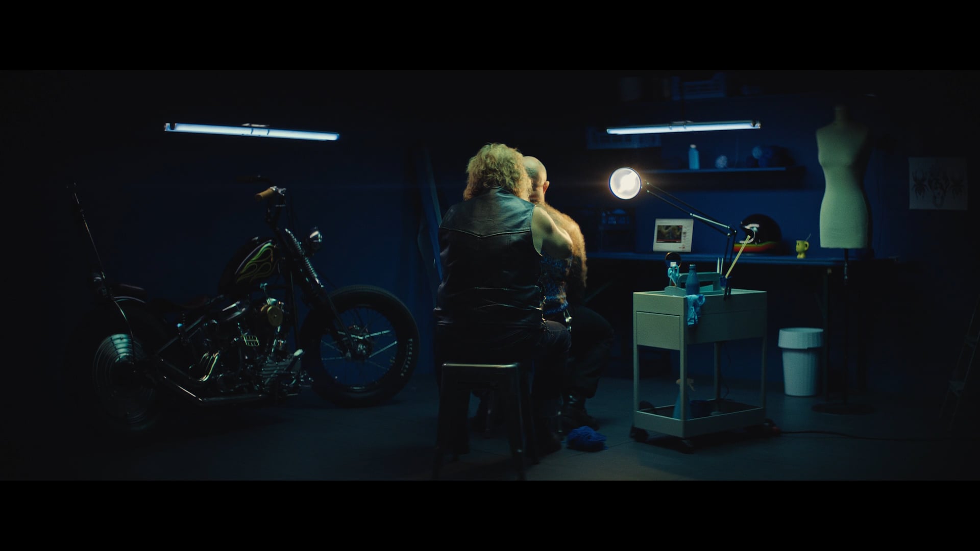 Opera - Biker (Dir. Cut)