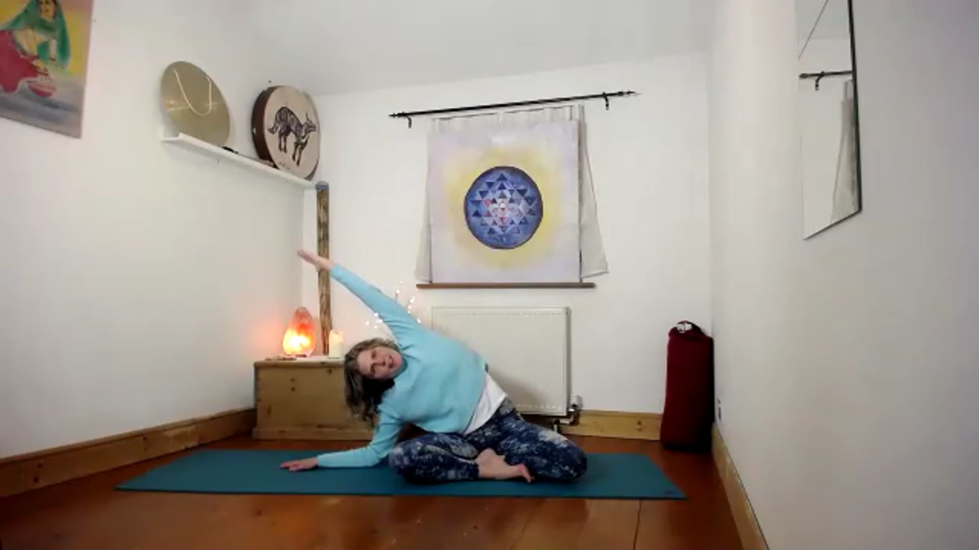 Multilevel Class 7 Freedom and Ease waking with releasing in the hips, psoas and shoulders.