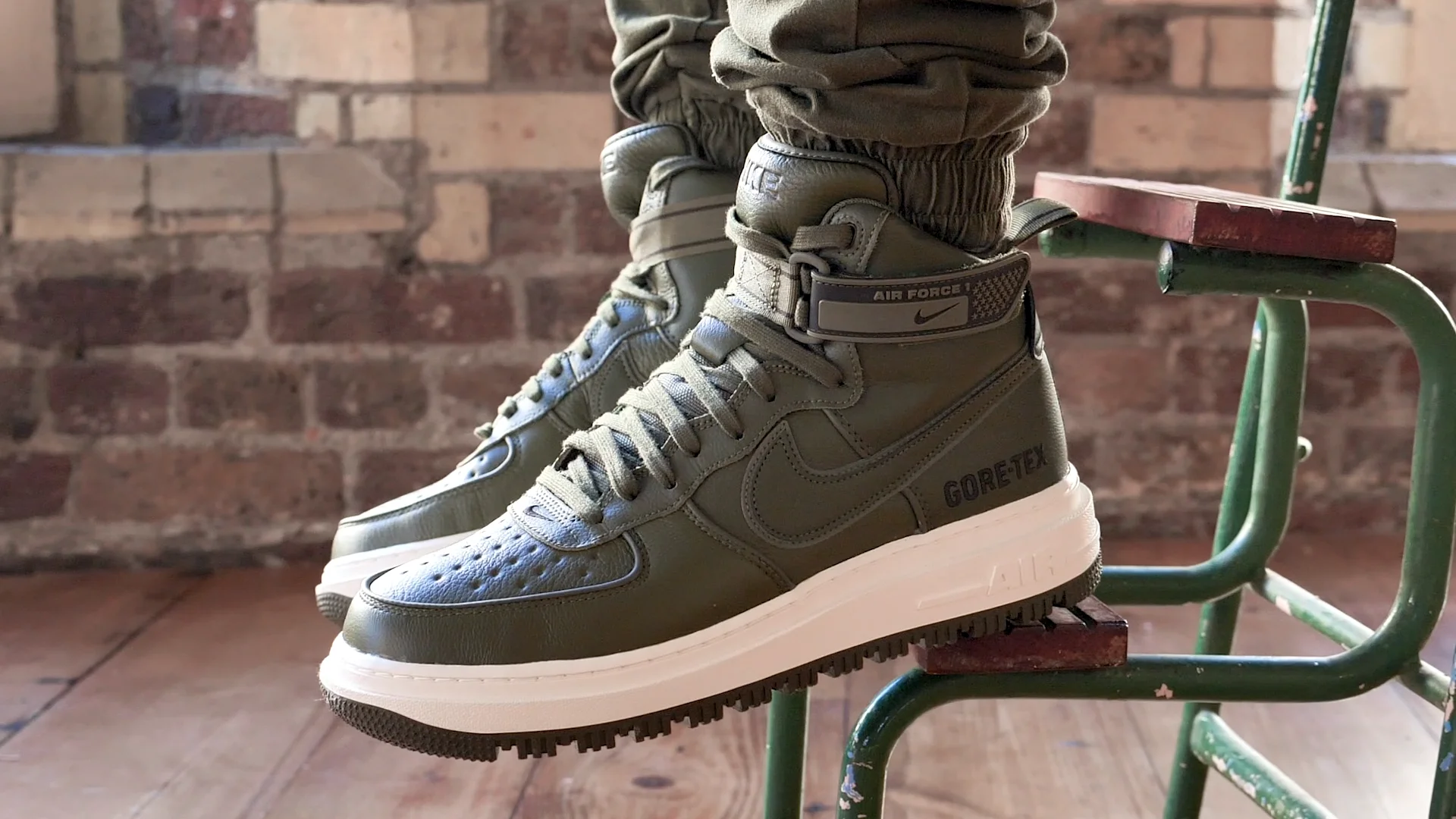 Air force 1 outlet gore tex high olive