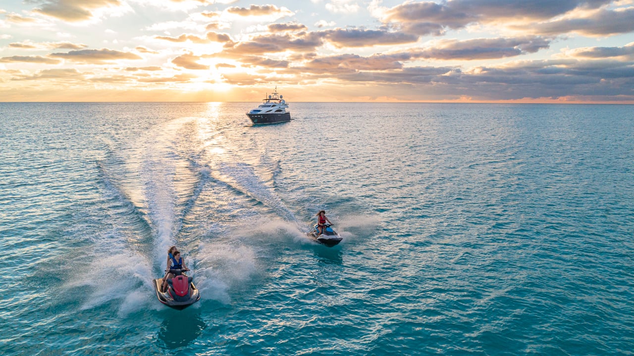Yacht Video